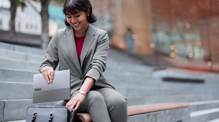Lenovo ThinkBook